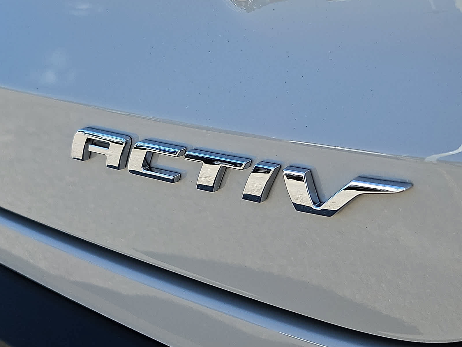New 2026 Chevrolet Trax ACTIV w/ Sunroof Package FWD image 25