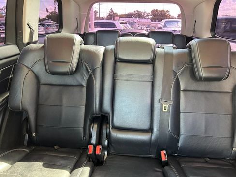 Used 2014 Mercedes-Benz GL 550 4MATIC image 42