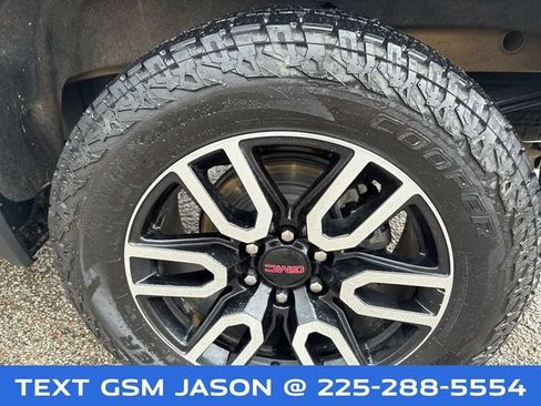 Used 2024 GMC Sierra 1500 AT4 w/ Technology Package AWD/4WD image 49