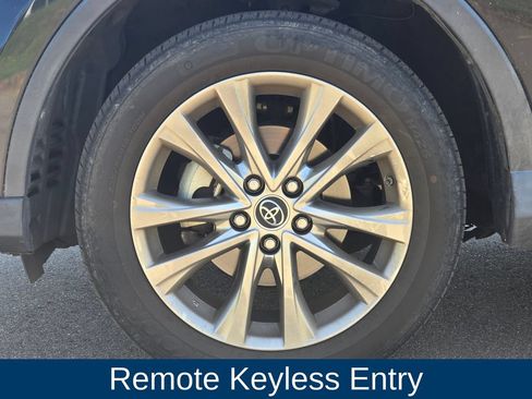 Used 2017 Toyota RAV4 Limited w/ Advanced Technology Package AWD/4WD image 8