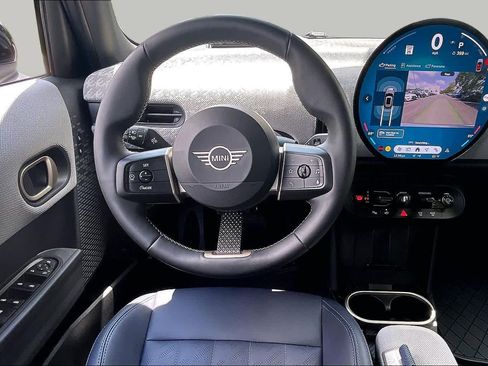 Used 2025 MINI Cooper S FWD image 5
