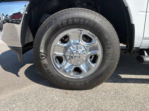 Used 2026 RAM 2500 Tradesman AWD/4WD image 13