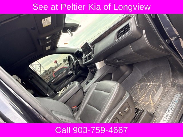 Used 2023 Chevrolet Tahoe Z71 w/ Luxury Package AWD/4WD image 11