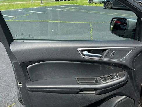 Used 2022 Ford Edge SEL AWD/4WD image 12