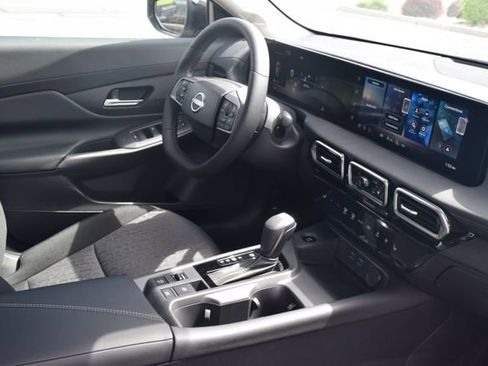 New 2026 Nissan Sentra SV FWD image 17