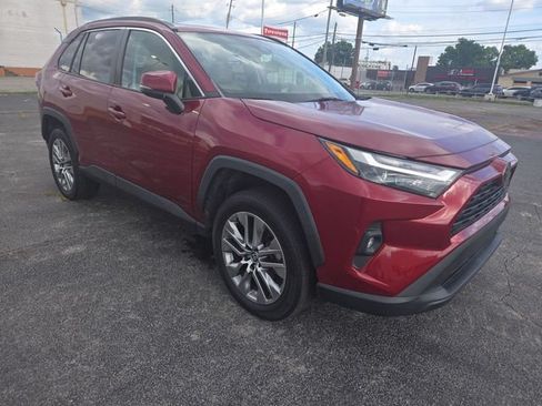 Used 2023 Toyota RAV4 XLE Premium FWD image 2