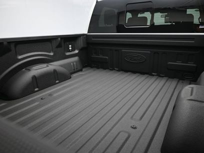 New 2026 Ford F150 Lariat w/ Equipment Group 501A Mid