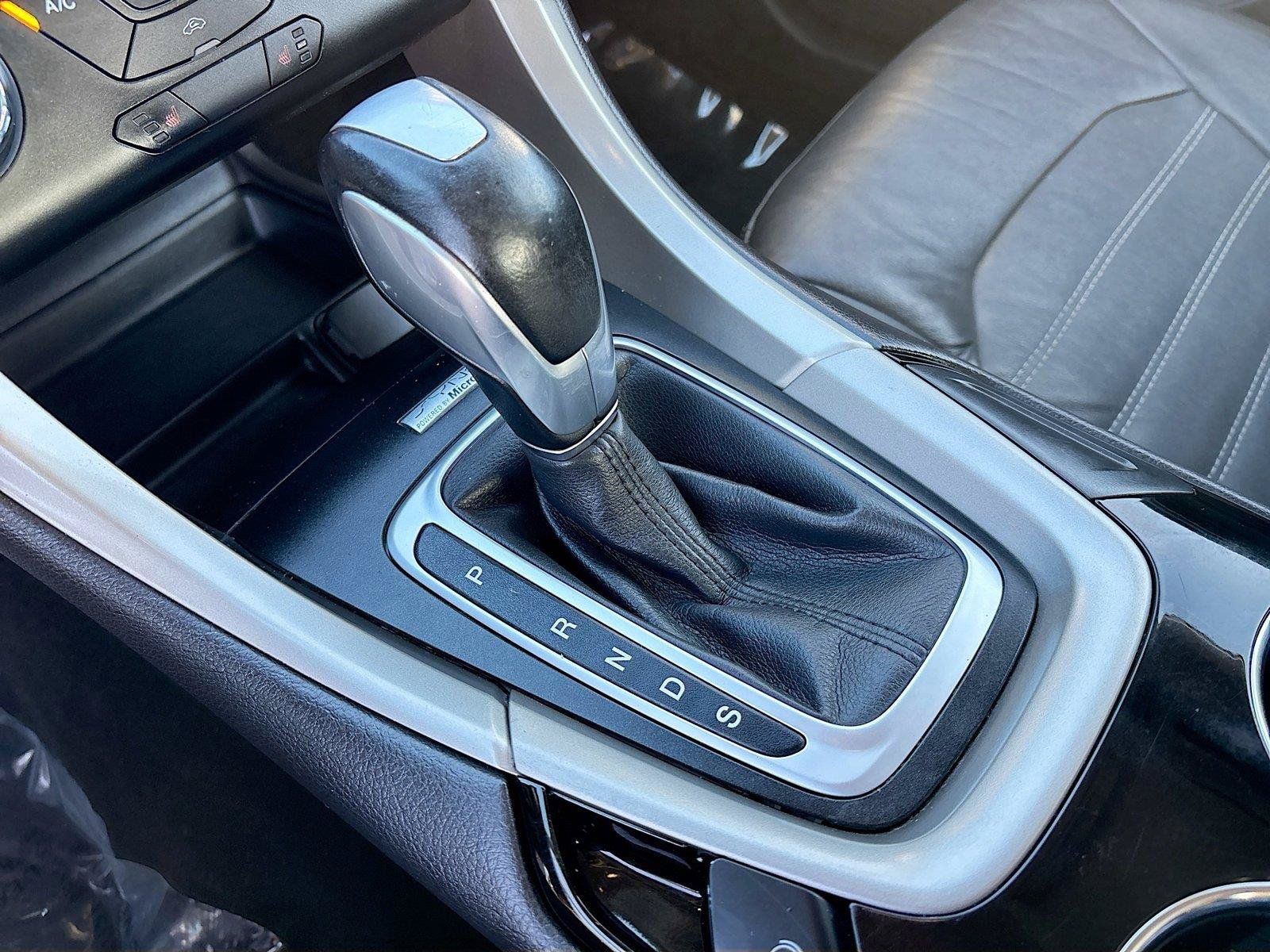 Used 2014 Ford Fusion SE w/ Equipment Group 202A FWD image 15