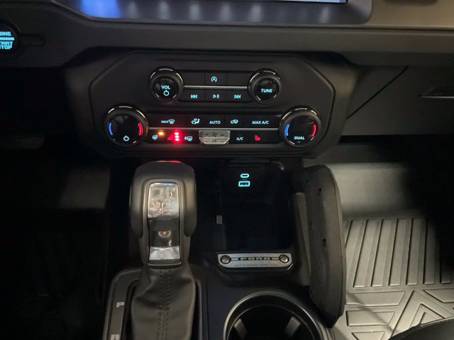 Used 2025 Ford Bronco Badlands AWD/4WD image 35