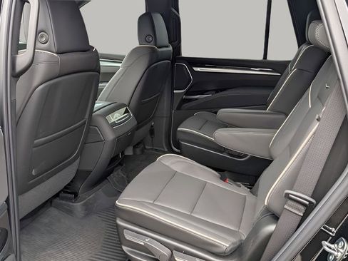 New 2026 Cadillac Escalade Sport w/ Touring Package AWD/4WD image 9