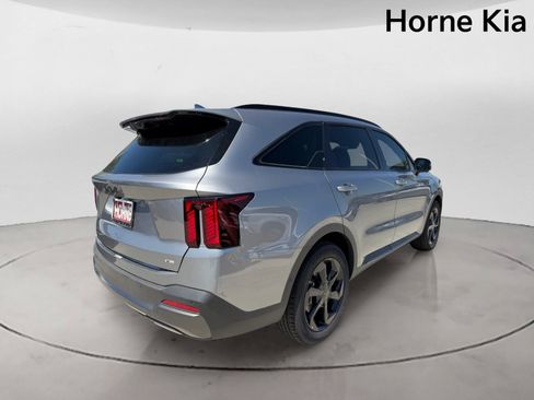 New 2026 Kia Sorento SX Prestige AWD/4WD image 4