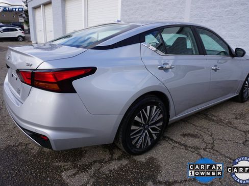 Used 2024 Nissan Altima 2.5 SV image 10