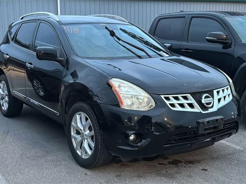Used 2013 Nissan Rogue SL image 3
