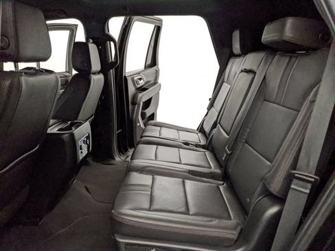 Used 2023 Chevrolet Tahoe RST w/ Luxury Package AWD/4WD image 17