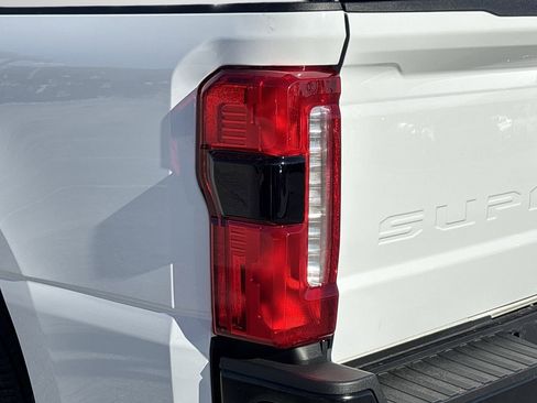 Used 2024 Ford F350 XL w/ 360-Degree Camera Package image 7