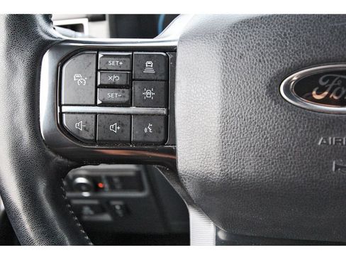 Certified 2022 Ford F150 Platinum w/ Equipment Group 701A High AWD/4WD image 17