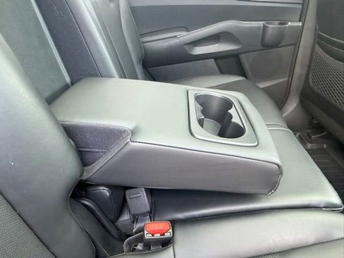 Used 2021 Kia Sorento S w/ Panoramic Sunroof Package AWD/4WD image 17