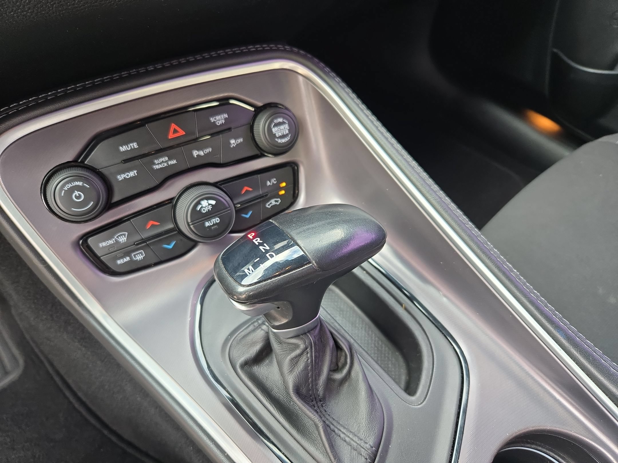 Used 2019 Dodge Challenger GT w/ Blacktop Package AWD/4WD image 18