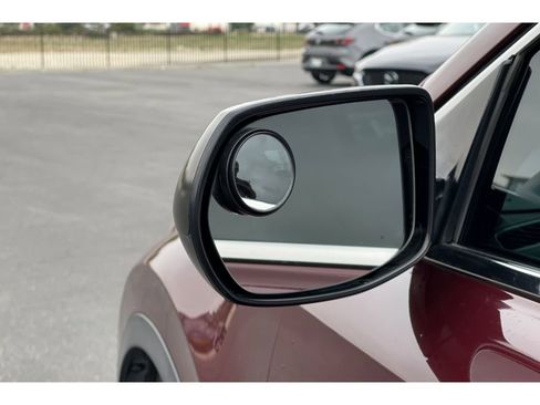 Used 2018 Honda CR-V LX image 11