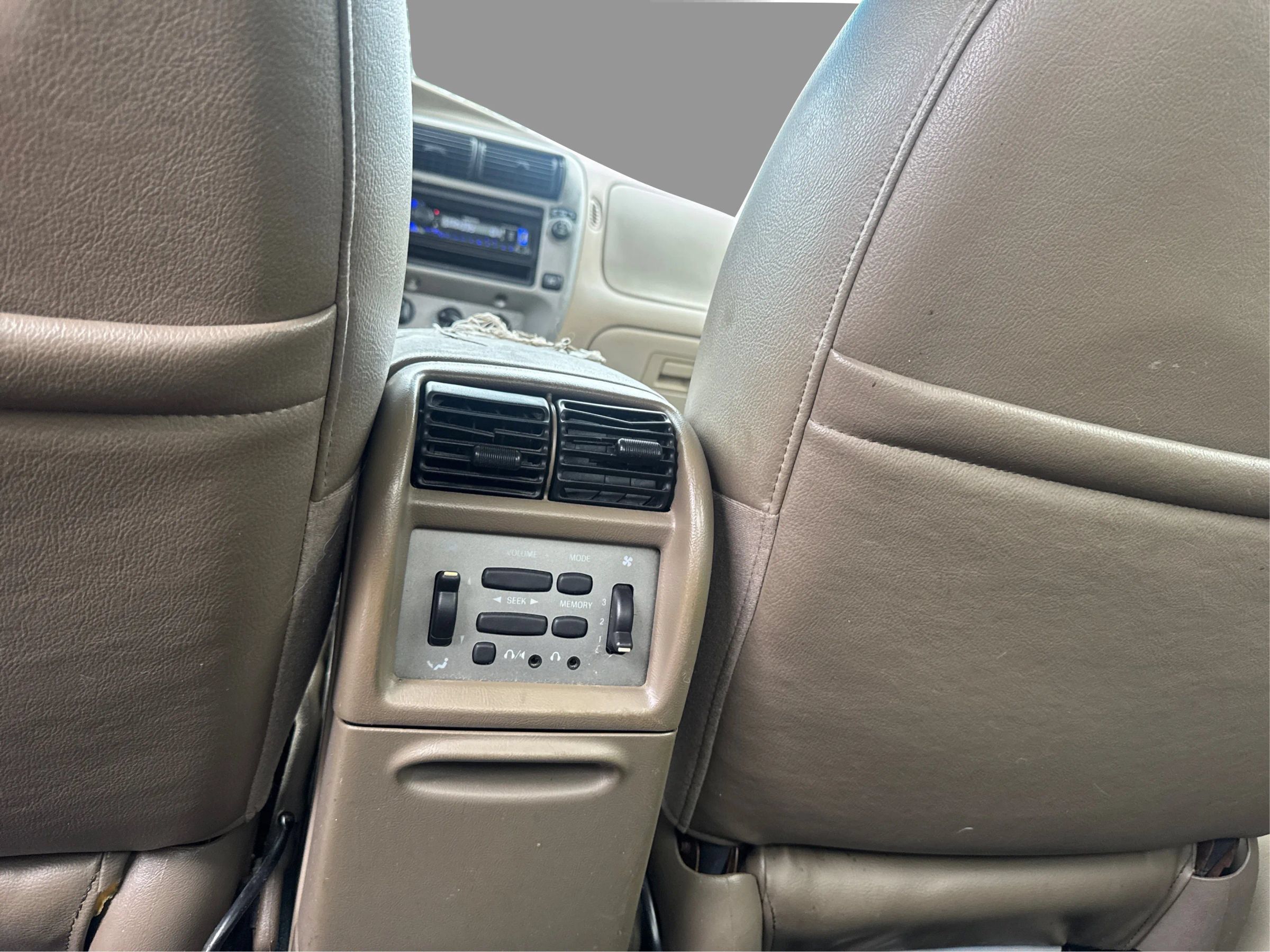 Used 2003 Ford Explorer Sport Trac XLT AWD/4WD image 21