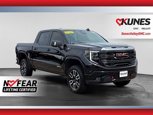 Used 2023 GMC Sierra 1500 AT4 w/ AT4 Premium Package AWD/4WD image 1