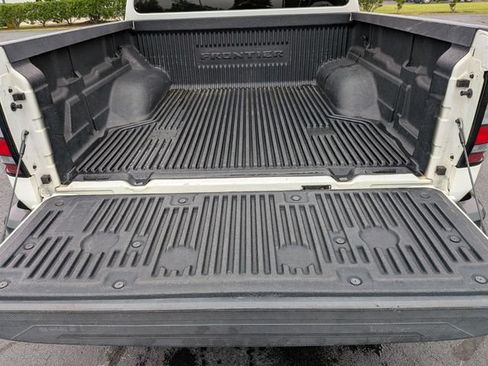 Used 2023 Nissan Frontier S w/ Technology Package AWD/4WD image 32