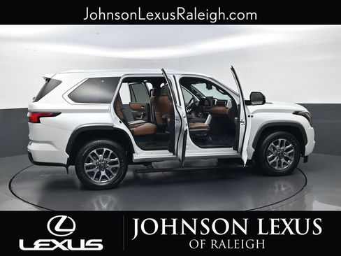 Used 2025 Toyota Sequoia 1794 Edition AWD/4WD image 33