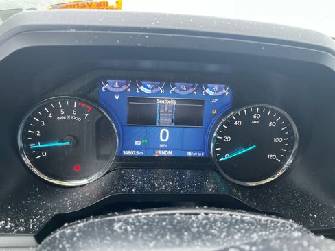 Used 2022 Ford Expedition XLT image 5