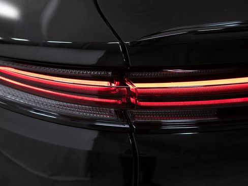 New 2026 Porsche Cayenne image 37