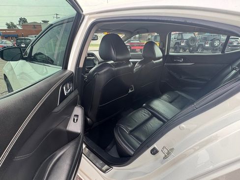 Used 2016 Nissan Maxima 3.5 SV image 7