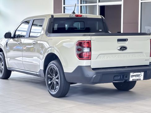 Used 2024 Ford Maverick Lariat w/ Black Appearance Package AWD/4WD image 6