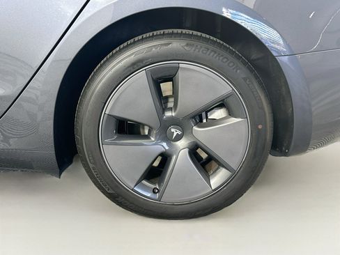 Used 2023 Tesla Model 3 Standard Range RWD image 11