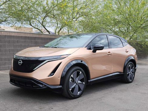 Used 2023 Nissan Ariya AWD/4WD image 4