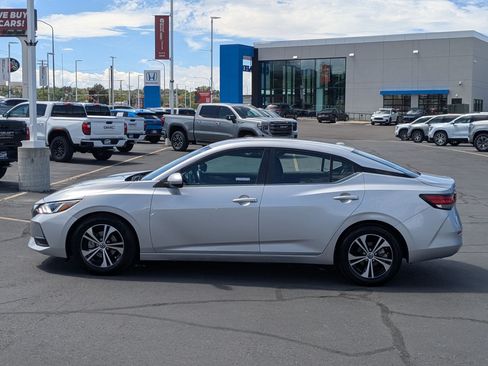 Used 2021 Nissan Sentra SV FWD image 7
