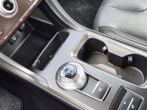 Used 2017 Ford Fusion Energi Titanium FWD image 15