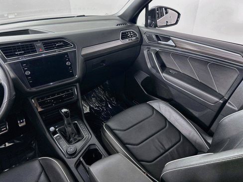 Certified 2022 Volkswagen Tiguan SEL R-Line AWD/4WD image 25