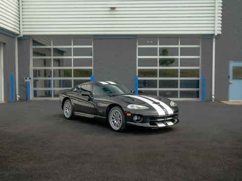 Used 1999 Dodge Viper GTS RWD image 34