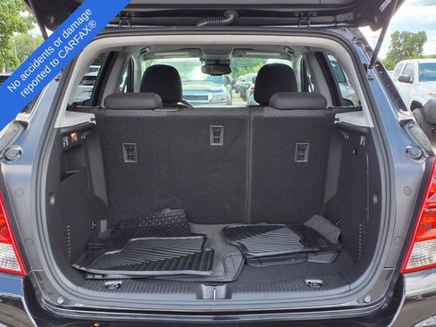 Used 2020 Chevrolet Trax LS w/ Tint and Cruise Package FWD image 11