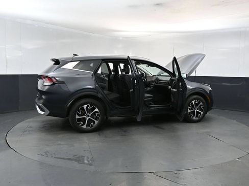 Used 2023 Kia Sportage EX AWD/4WD image 26