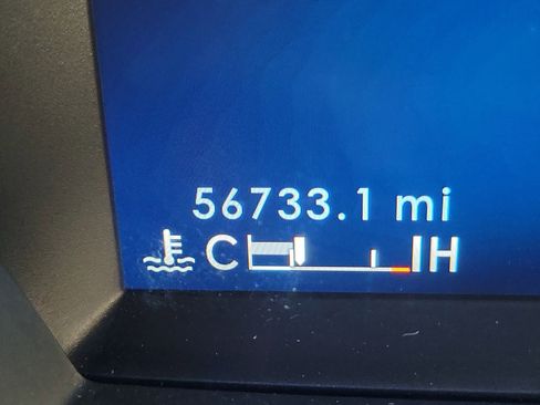 Used 2023 Lincoln Corsair AWD image 24