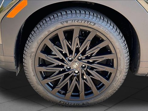 Used 2025 Hyundai Santa Fe SEL AWD/4WD image 10