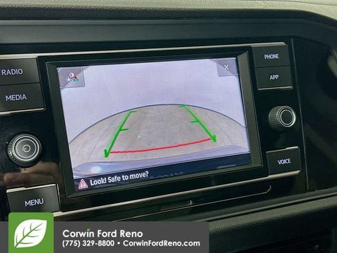 Used 2021 Volkswagen Jetta SE FWD image 13