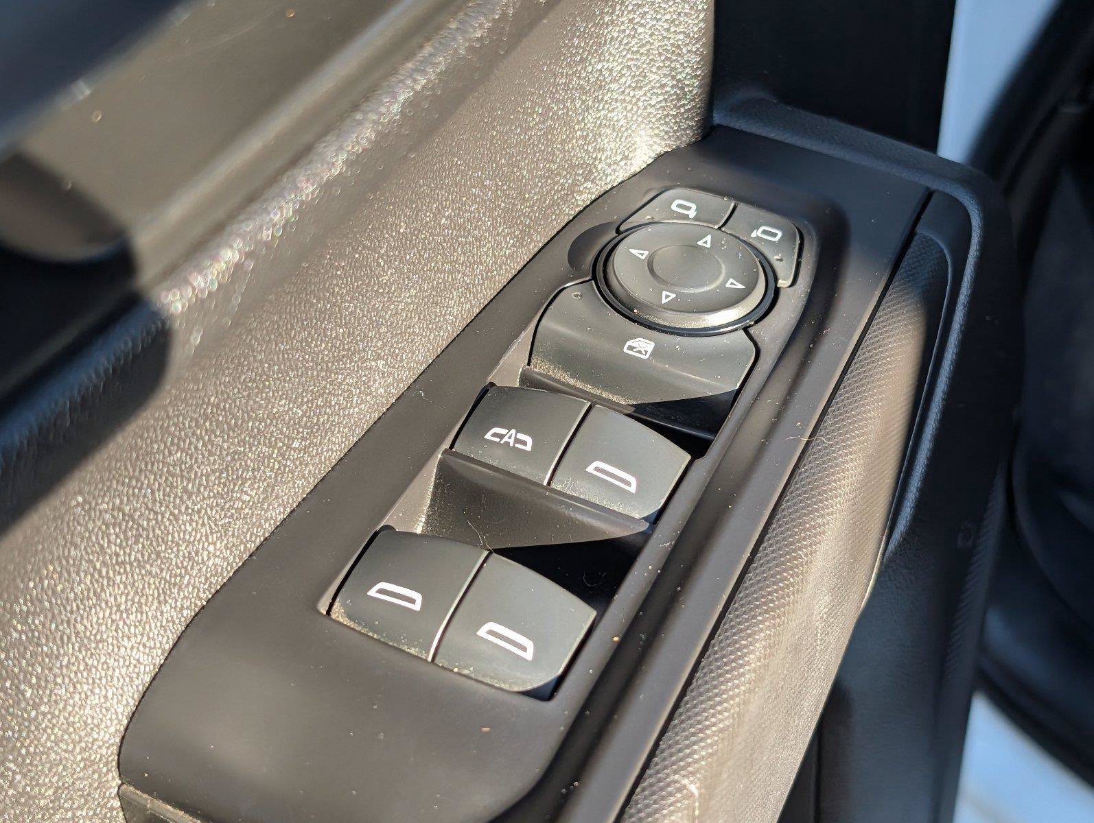 Used 2021 Chevrolet Silverado 1500 Custom Trail Boss w/ Safety Confidence Package AWD/4WD image 17