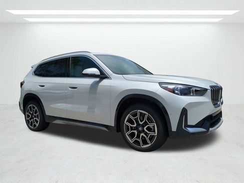 New 2026 BMW X1 xDrive28i w/ Convenience Package AWD/4WD image 2