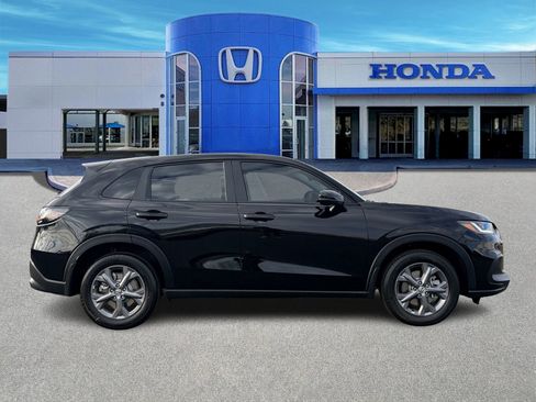 New 2026 Honda HR-V LX image 7