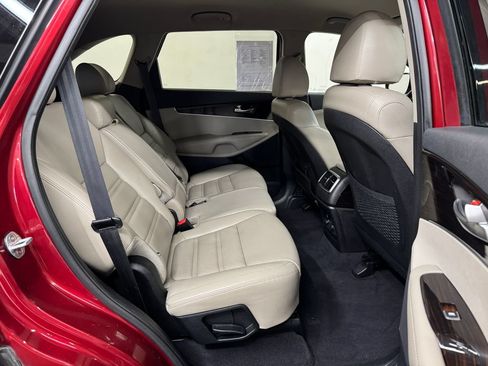 Used 2019 Kia Sorento EX AWD/4WD image 27