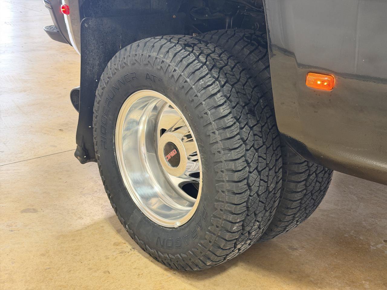 Used 2018 GMC Sierra 3500 Denali w/ Duramax Plus Package AWD/4WD image 8