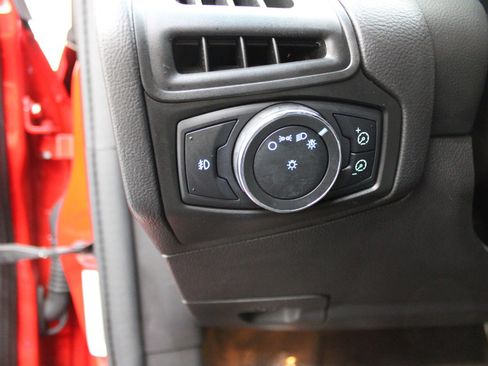 Used 2012 Ford Focus SE FWD image 13