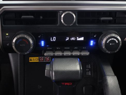 Used 2025 Toyota 4Runner TRD Off-Road Premium w/ Tow Technology Package AWD/4WD image 19