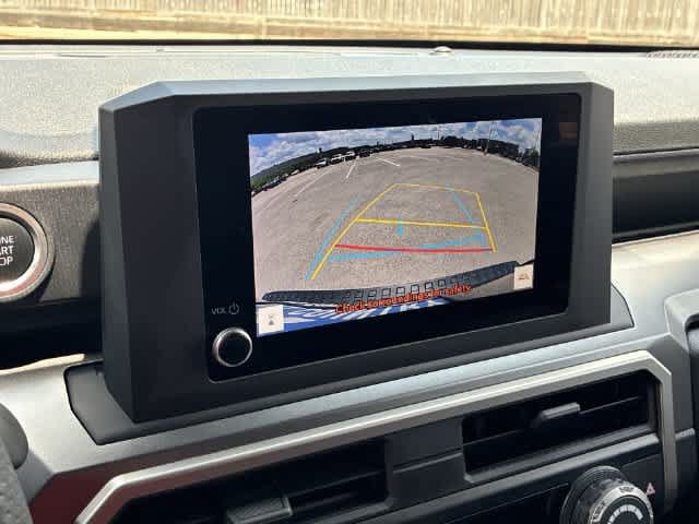 Used 2025 Toyota 4Runner SR5 AWD/4WD image 30